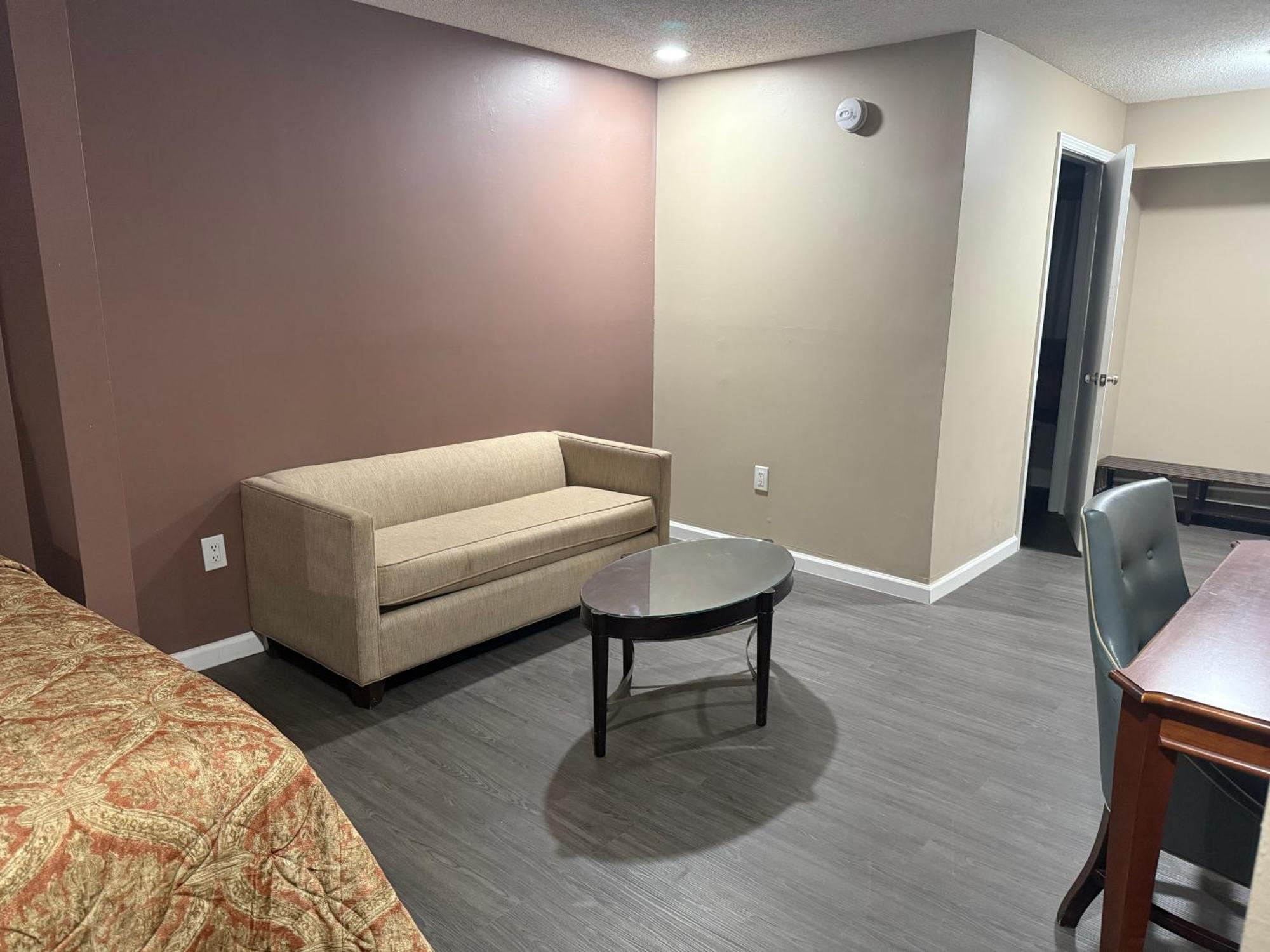Magnolia Bay Hotel & Suites Jonesboro Exteriör bild