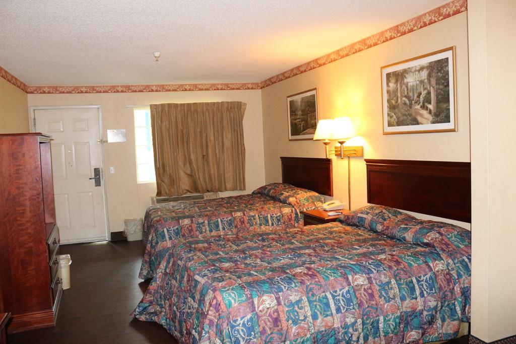 Magnolia Bay Hotel & Suites Jonesboro Exteriör bild