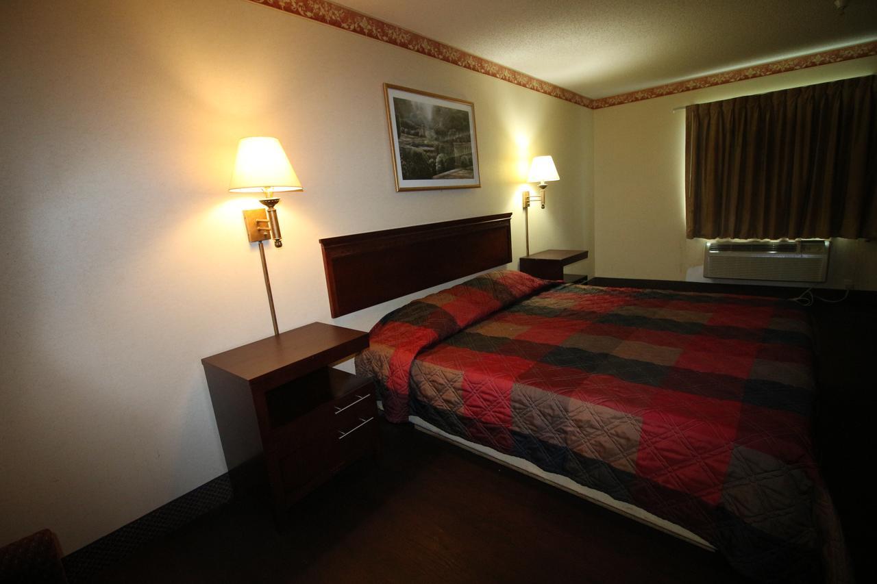 Magnolia Bay Hotel & Suites Jonesboro Exteriör bild