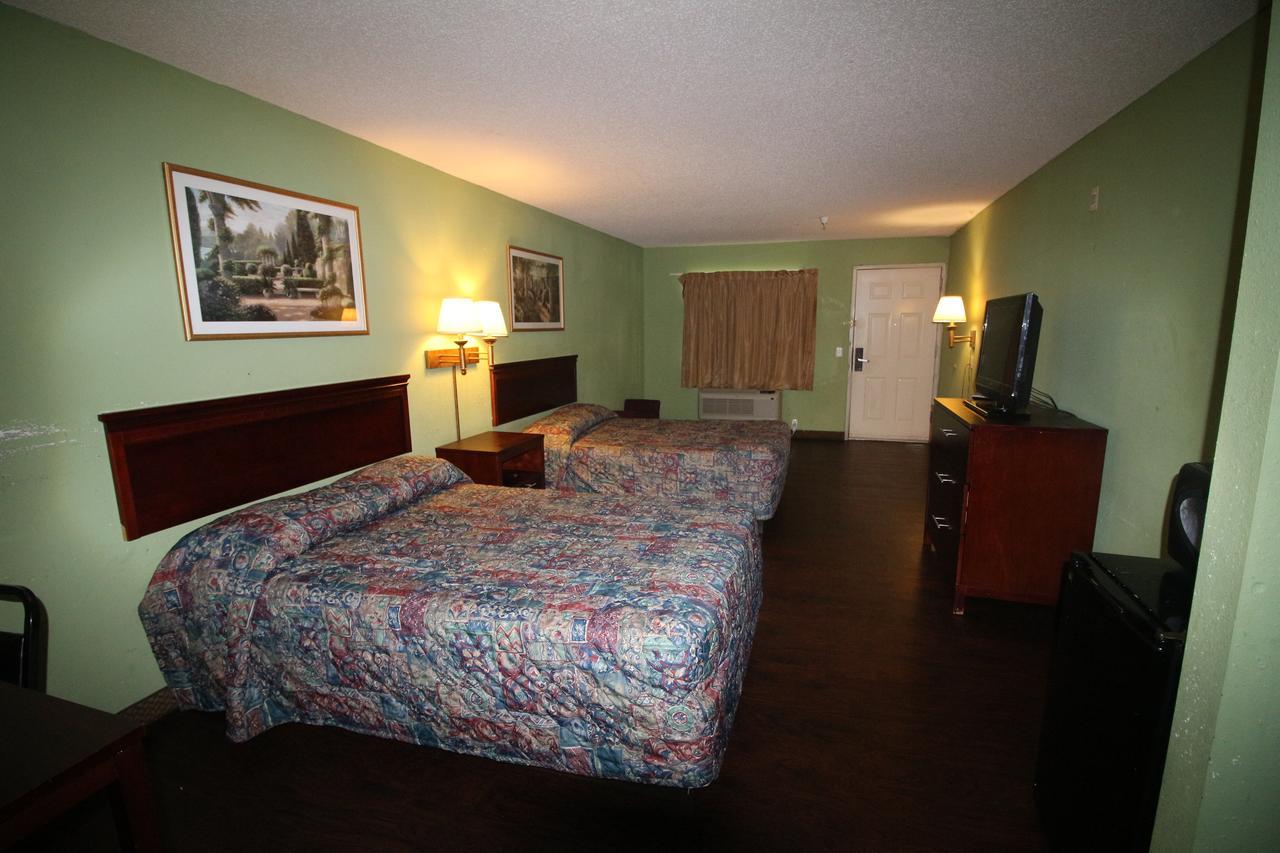 Magnolia Bay Hotel & Suites Jonesboro Exteriör bild