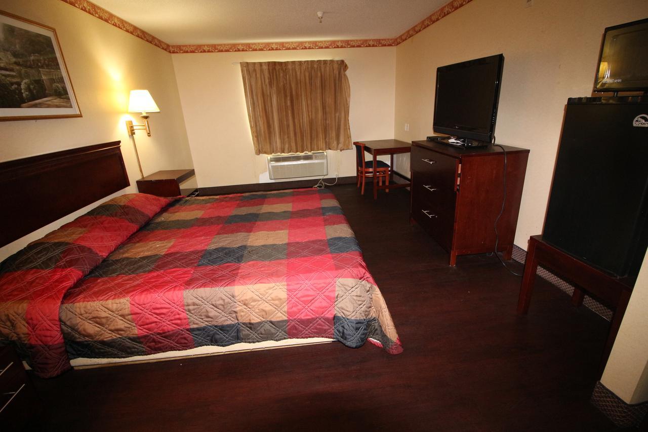 Magnolia Bay Hotel & Suites Jonesboro Exteriör bild