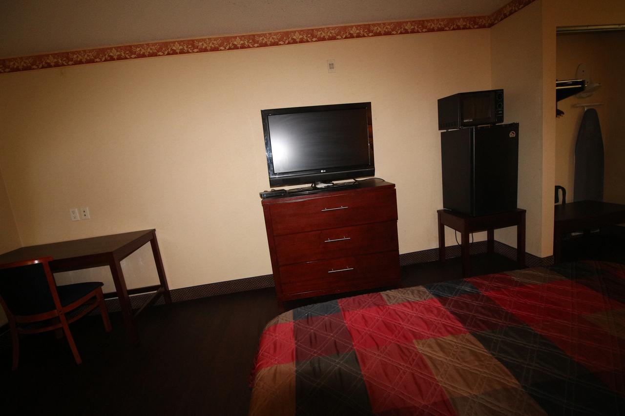 Magnolia Bay Hotel & Suites Jonesboro Exteriör bild